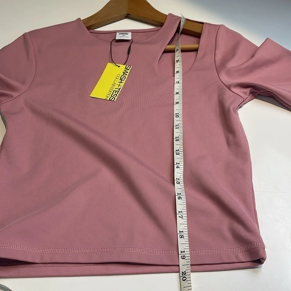 Smash + Tess Warm Hearted Crop Top in Dreamy Pink New Size Medium - Picture 9 of 9